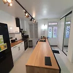 Holiday home La Maison Des Galeries Classe 4 Etoiles
